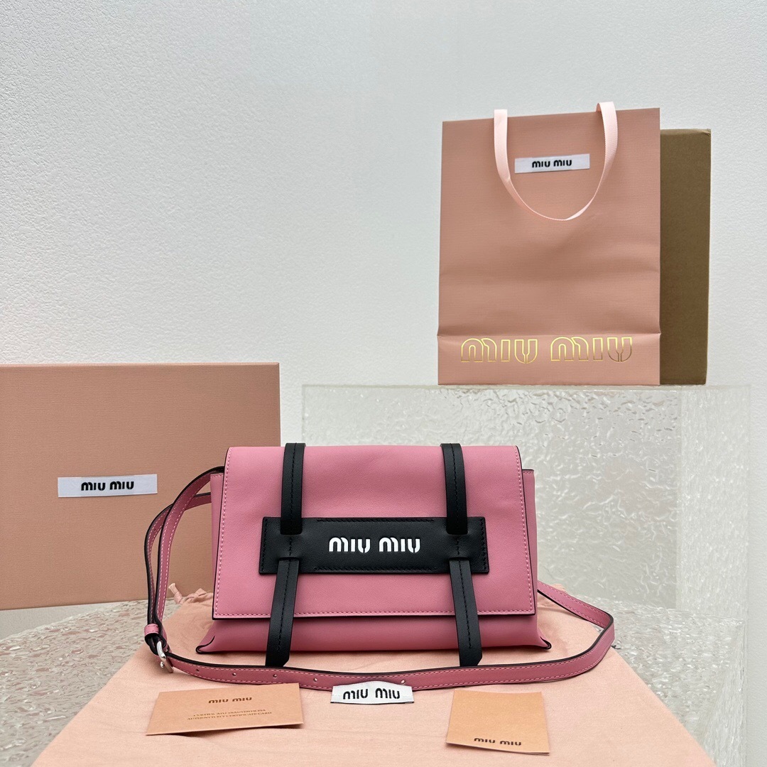 Miu Miu Grace Lux Shoulder Bag in pink leather with black straps