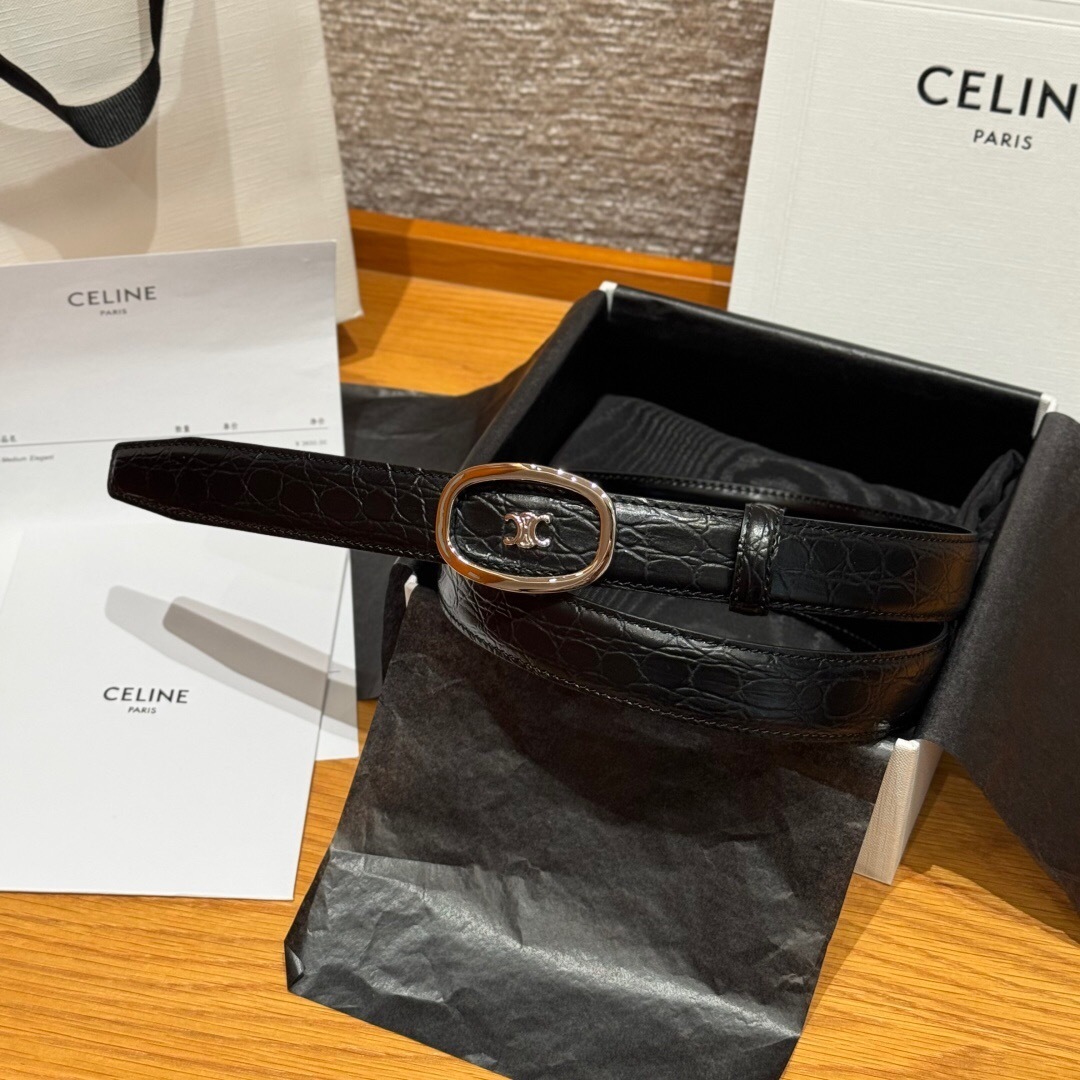 Celine Triomphe belt