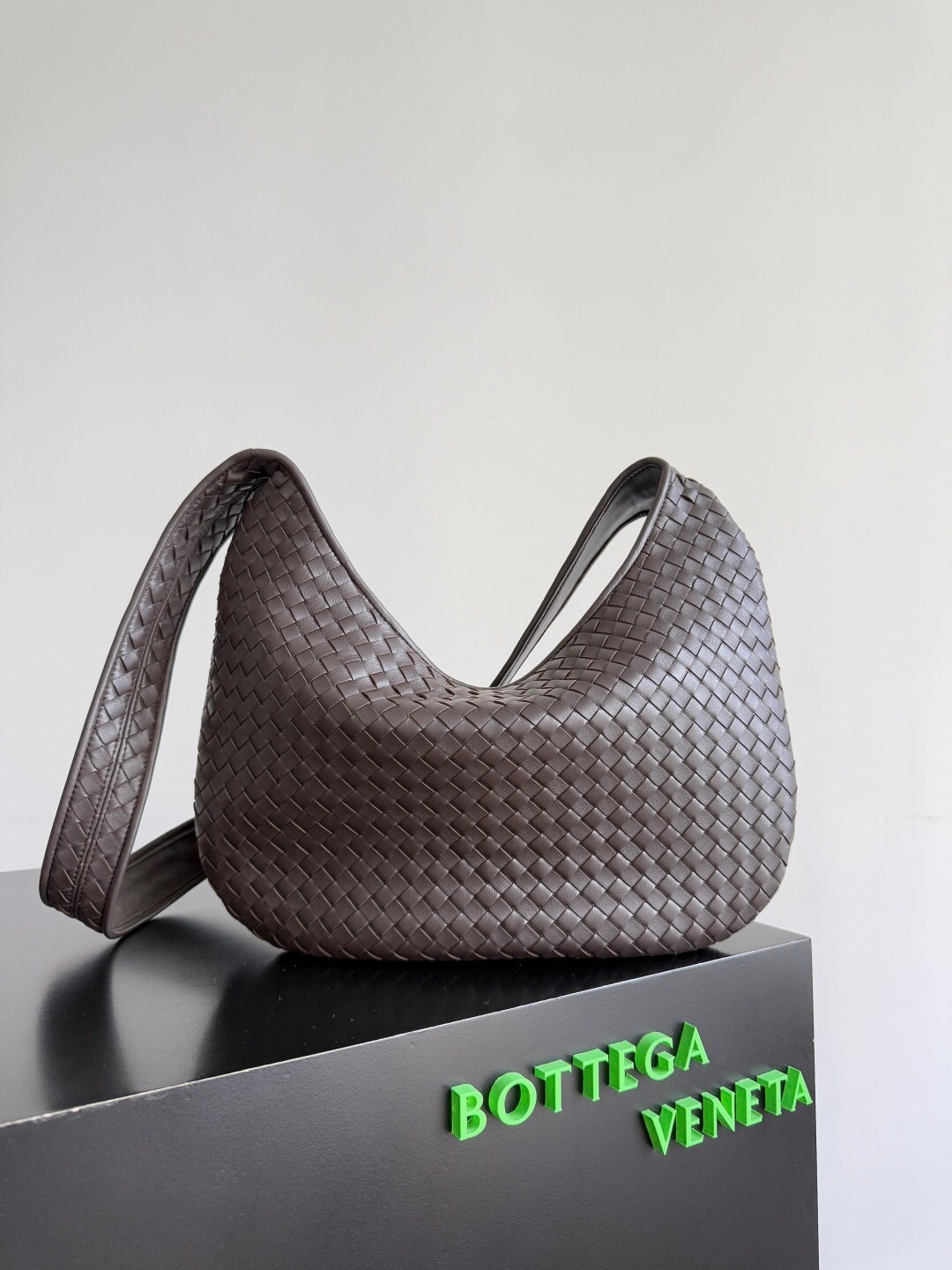 Bottega Veneta Veneto crossbody bag lambskin