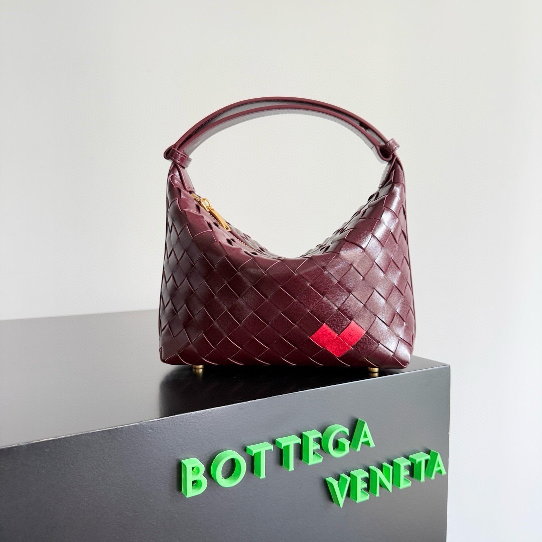 Bottega Veneta Mini Wallace Top Handle Shoulder Bag in intrecciato leather