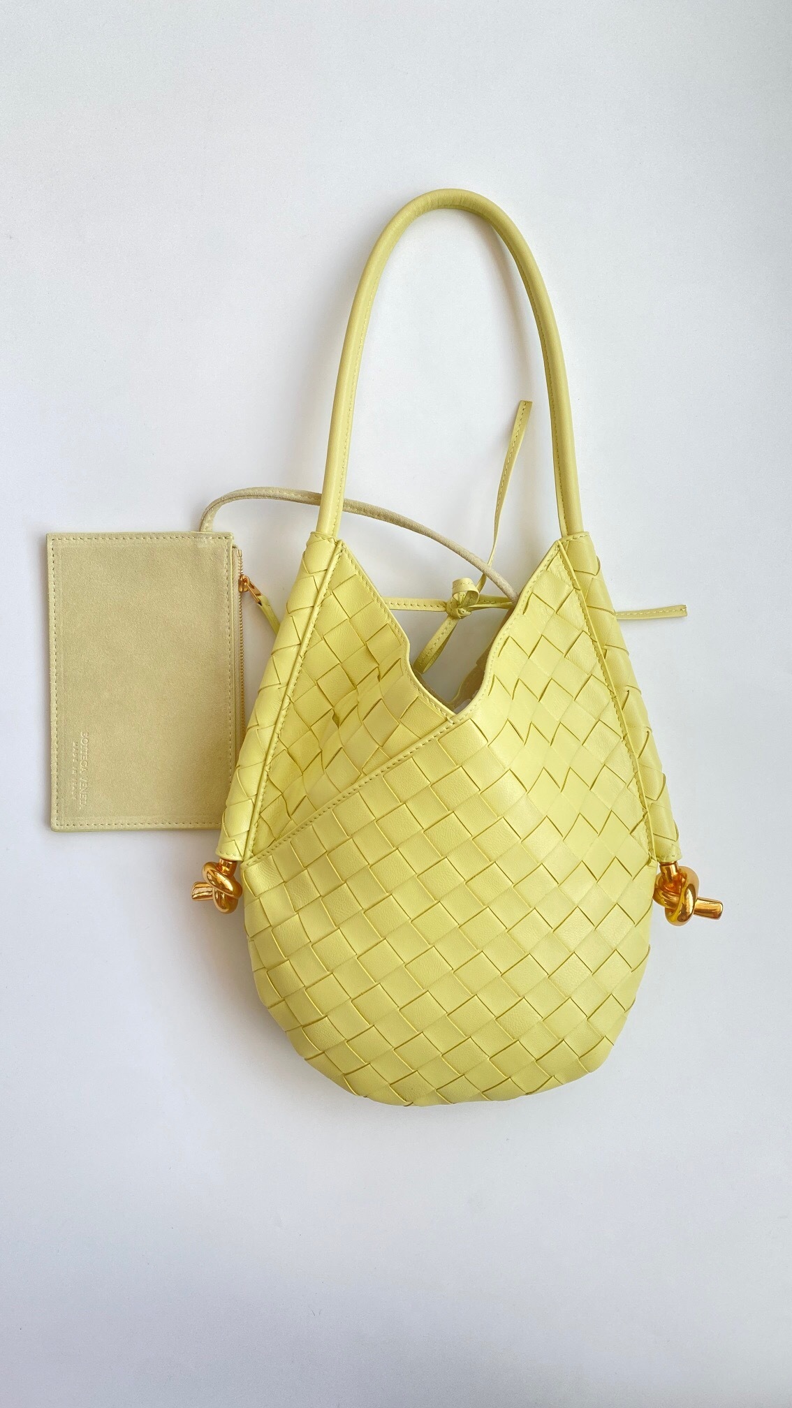Bottega Veneta Small Solstice shoulder bag in yellow leather Intrecciato weave