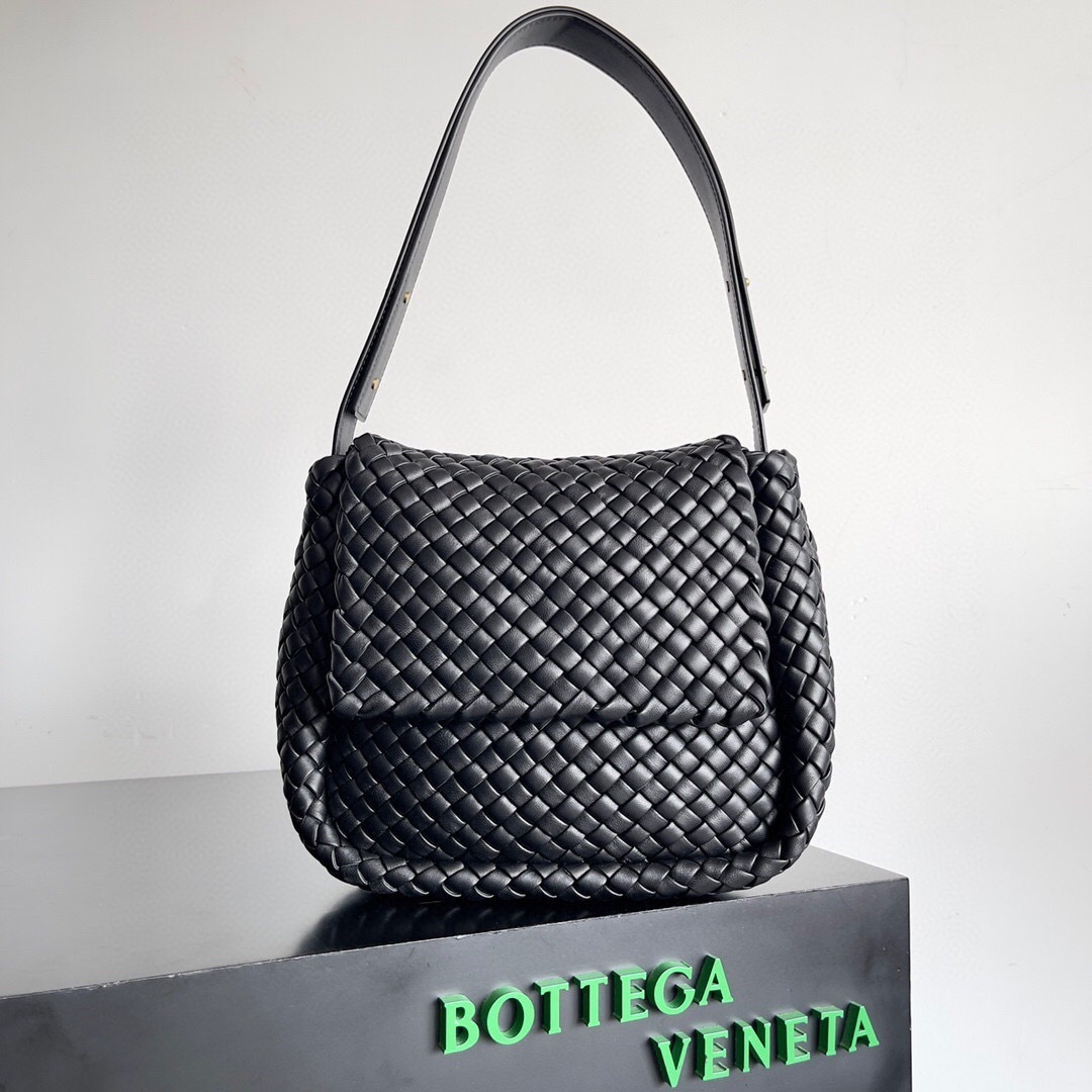 Bottega Veneta Cobble Small Leather Shoulder Bag
