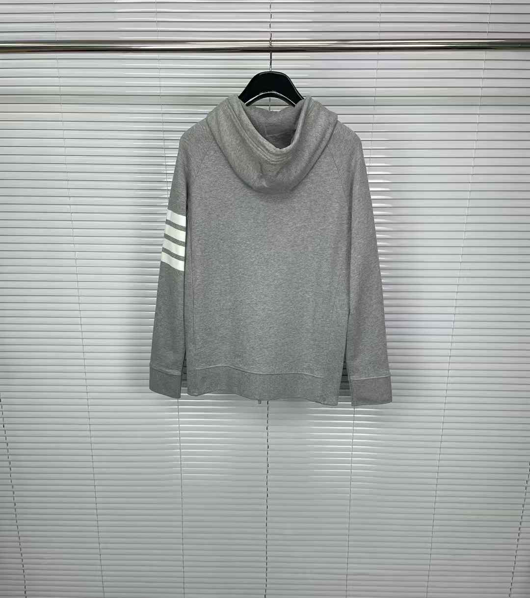 Thom Browne Classic Loopback 4-Bar Full Zip Hoodie in grey cotton