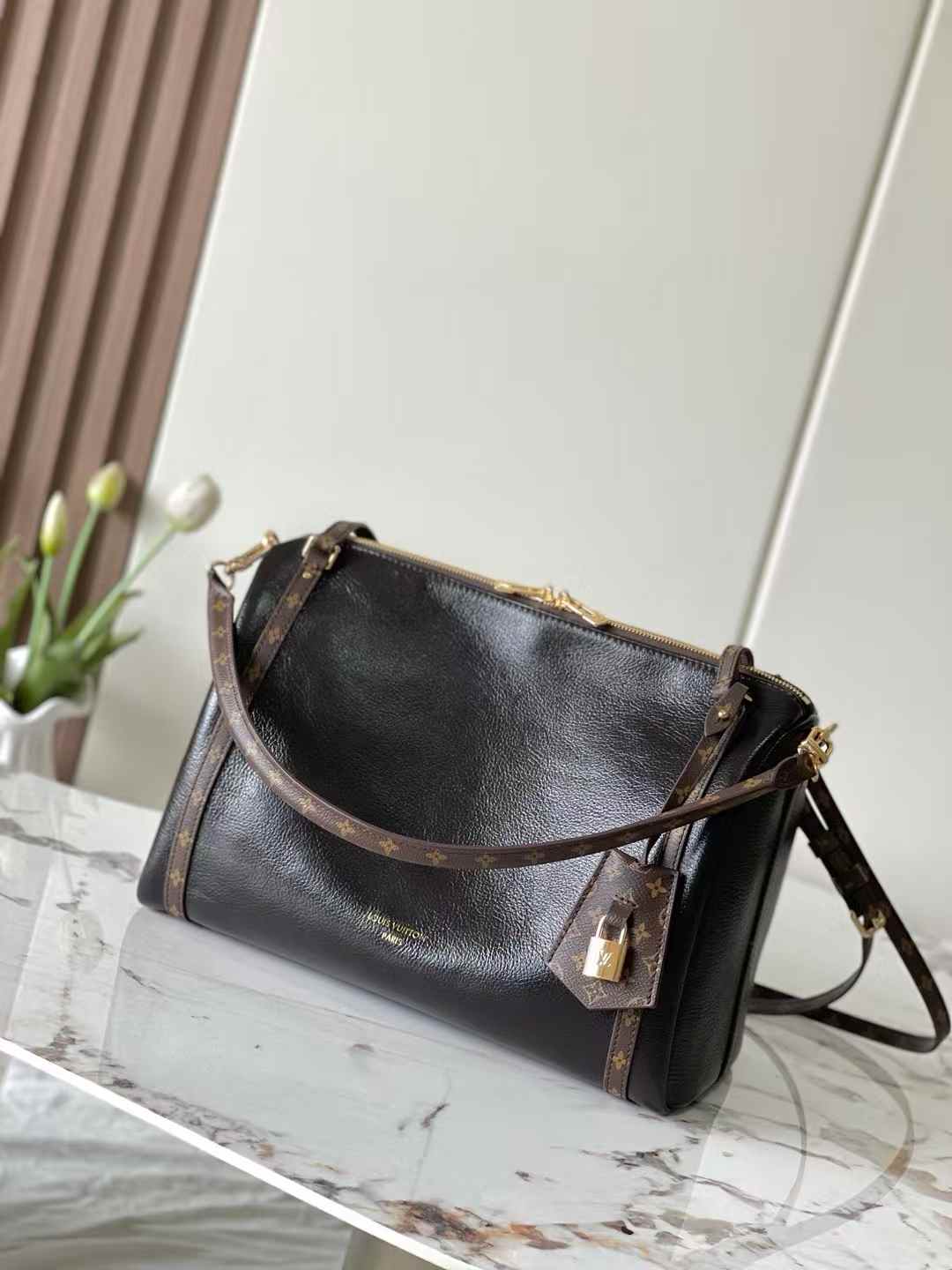 LV Express handbag in black calfskin leather