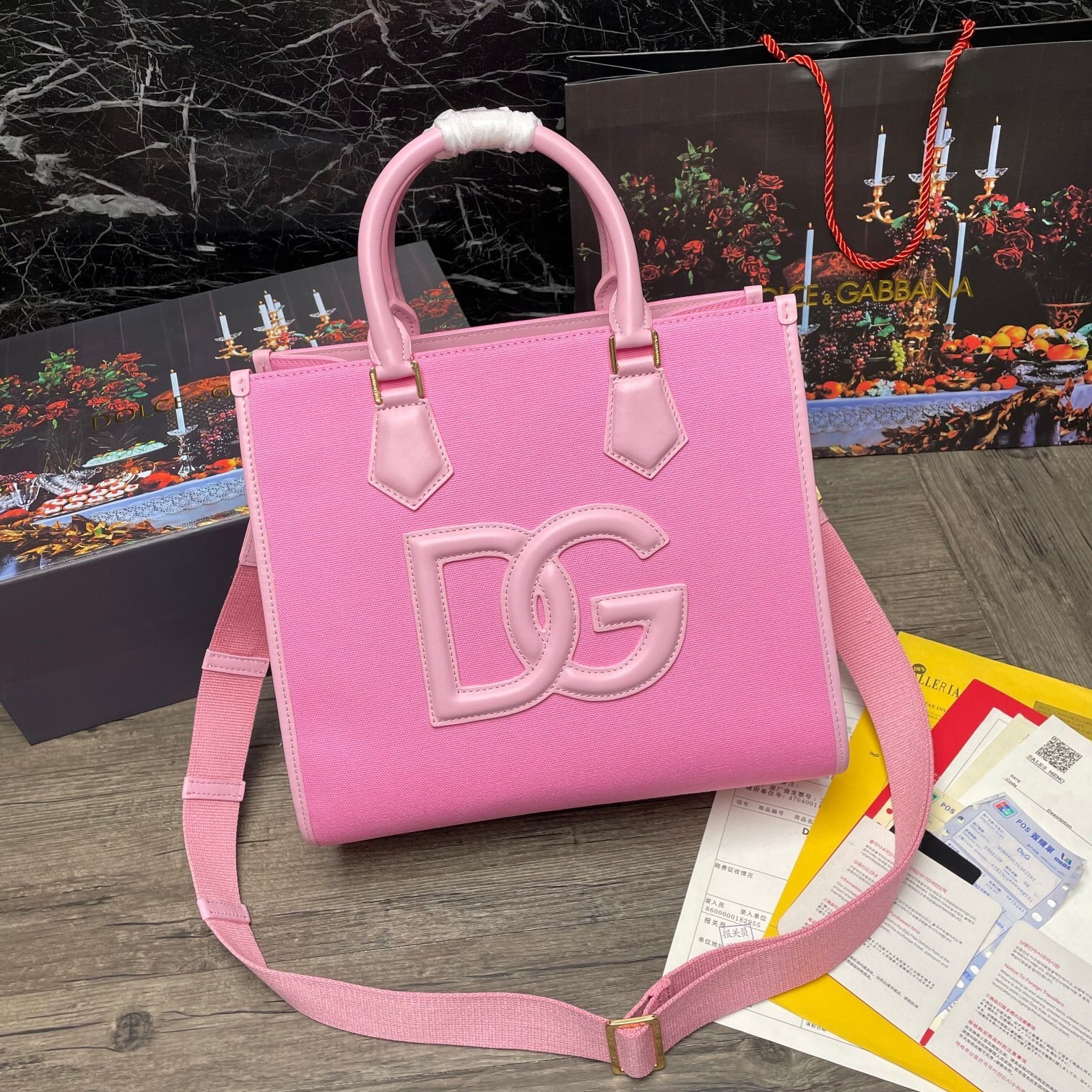 Dolce & Gabbana DG Daily leather tote bag pink