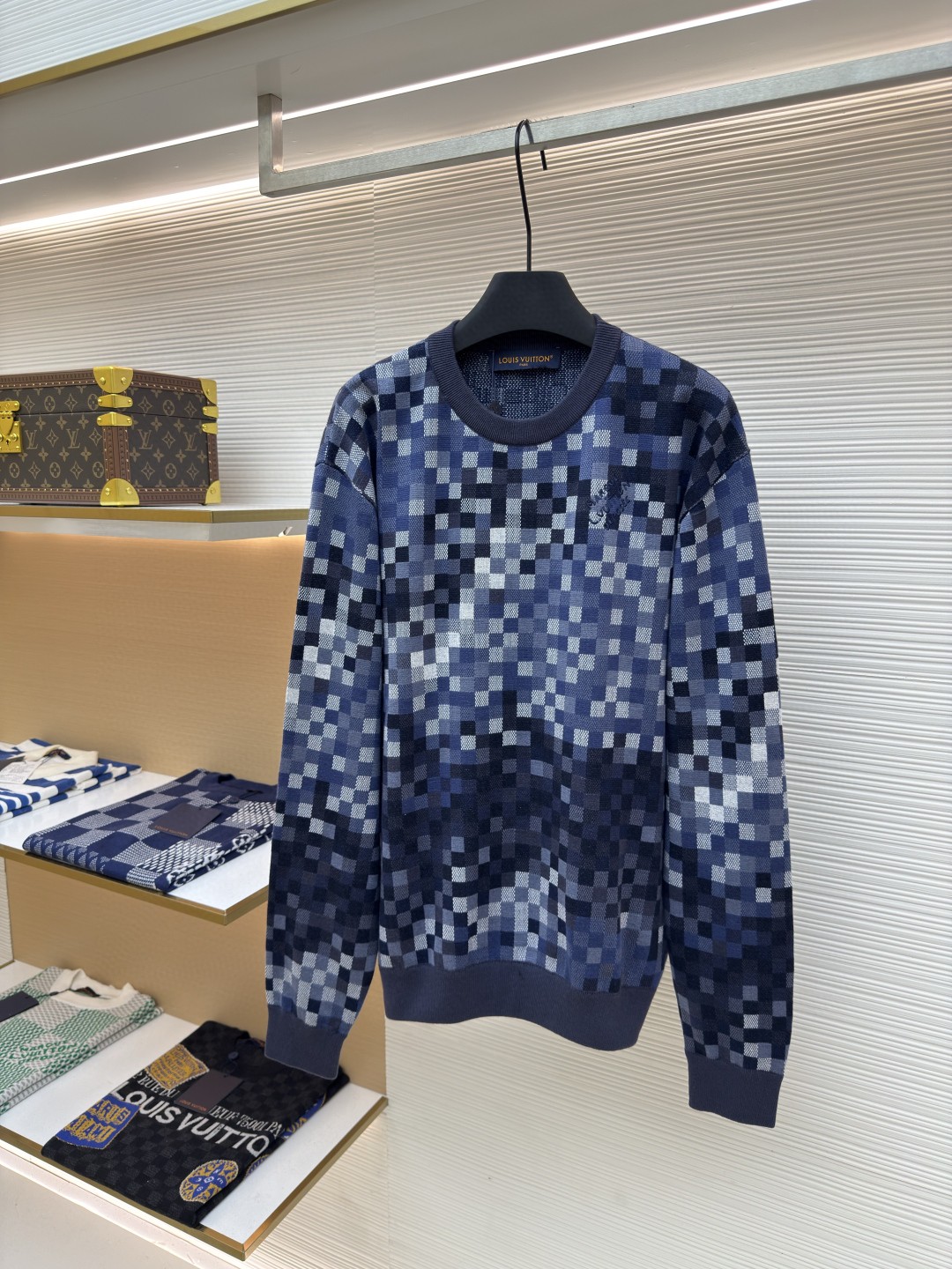 LV 1AGHTU Vers Damoflage Jacquard Pullover