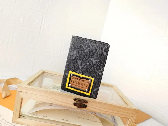 LV wallet