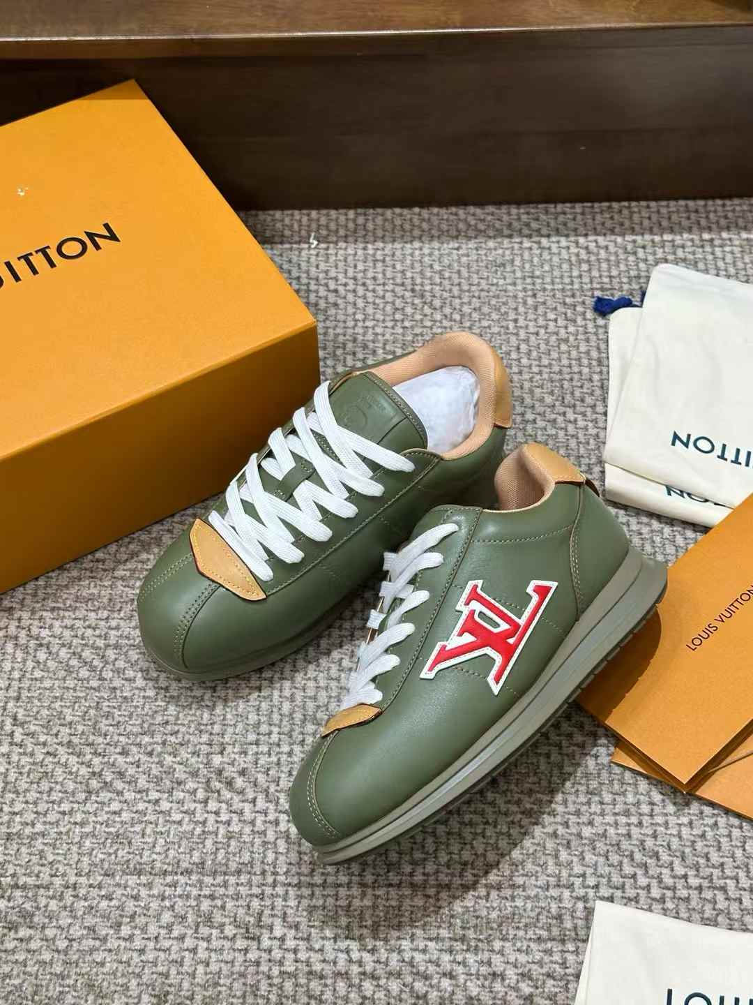 LV Buttersoft Sneaker khaki green lambskin and calf leather