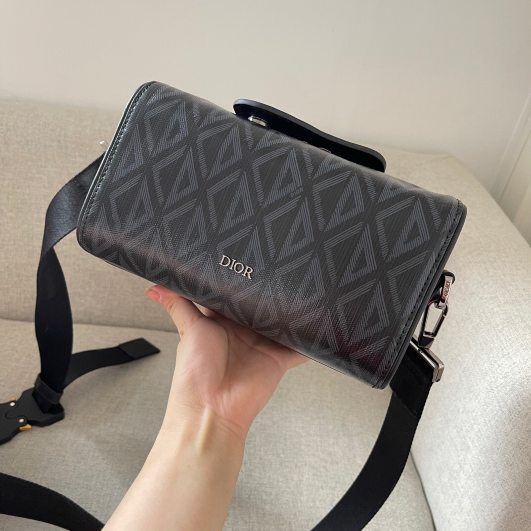 Dior Diamond Messenger Pouch bag pouch calfskin Black