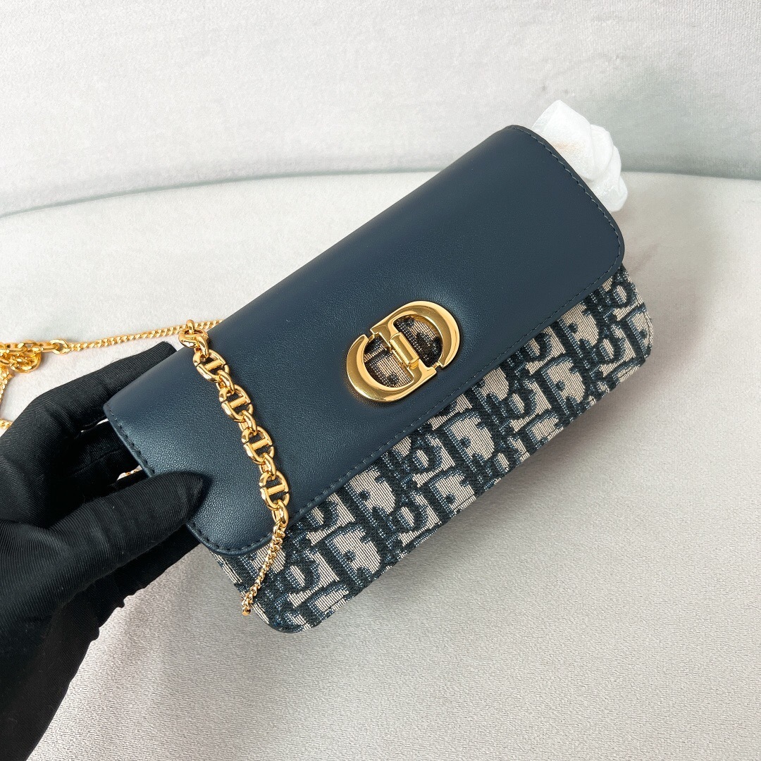 Dior 2-in-1 30 Montaigne pouch Dior Oblique jacquard removable chain