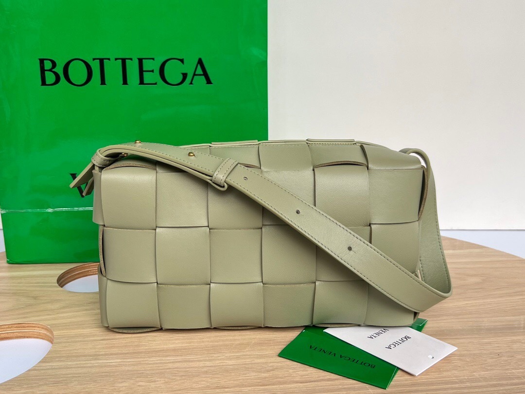 Bottega Veneta Padded Cassette bag light green