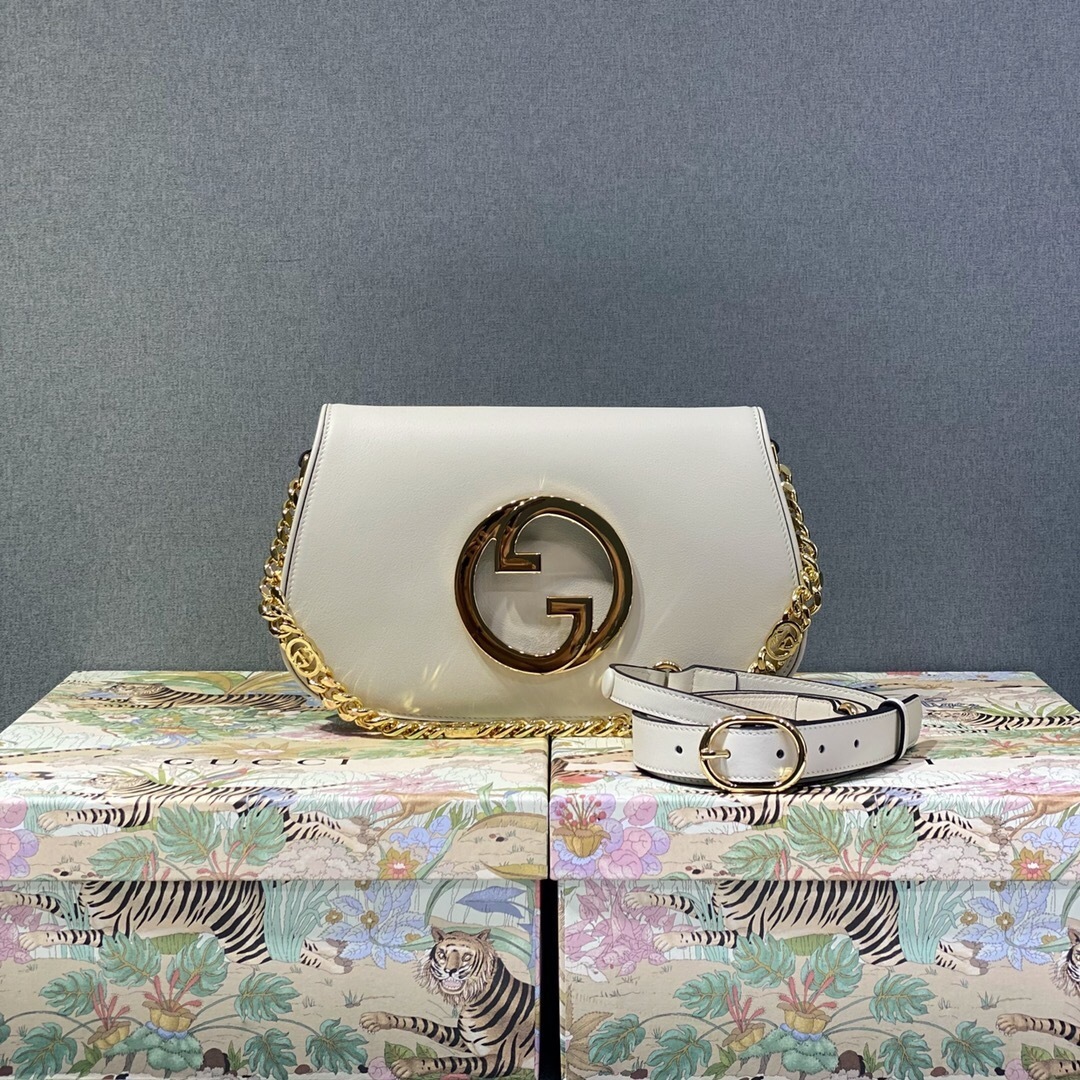 Gucci Blondie shoulder bag in white leather