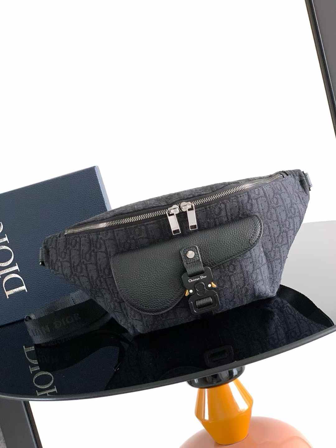 Dior 8 Belt Bag Oblique jacquard black