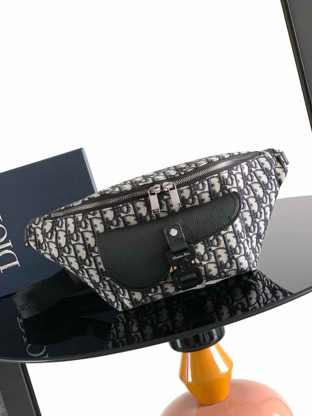 Dior Saddle Belt Bag Oblique jacquard grained calfskin black