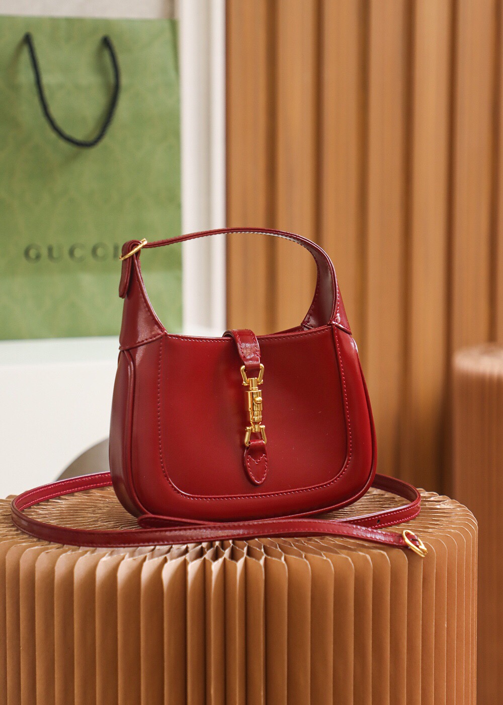 Gucci ?????? ???? shoulder bag ???1 637091 Rogue leather red Size 19*13*3cm