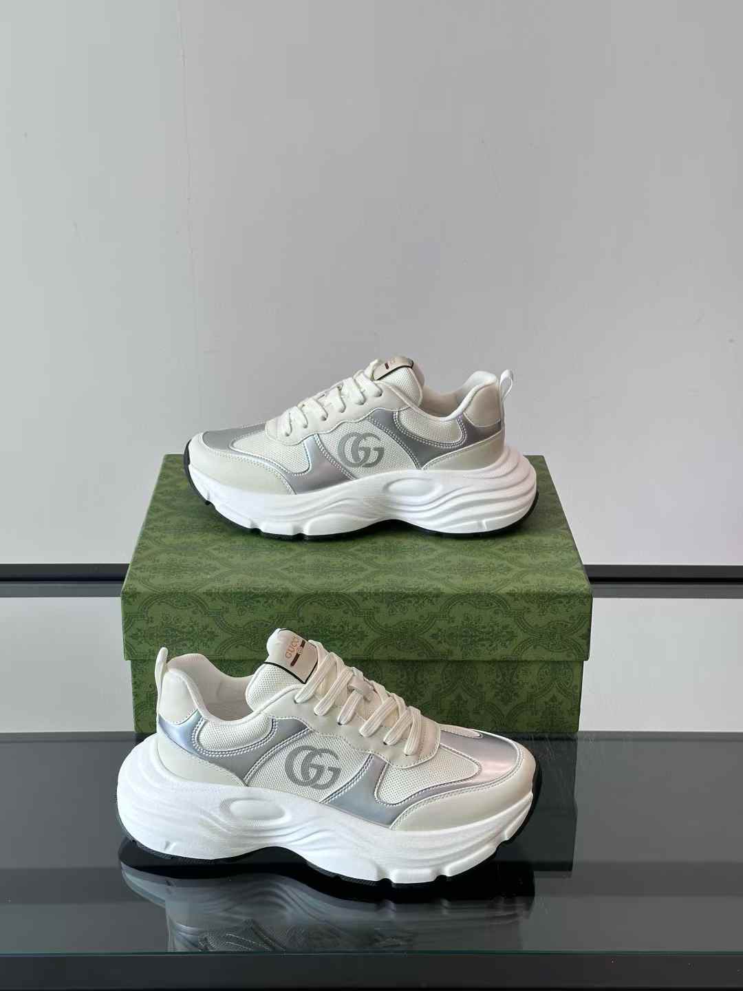 Gucci Rhyton sneaker