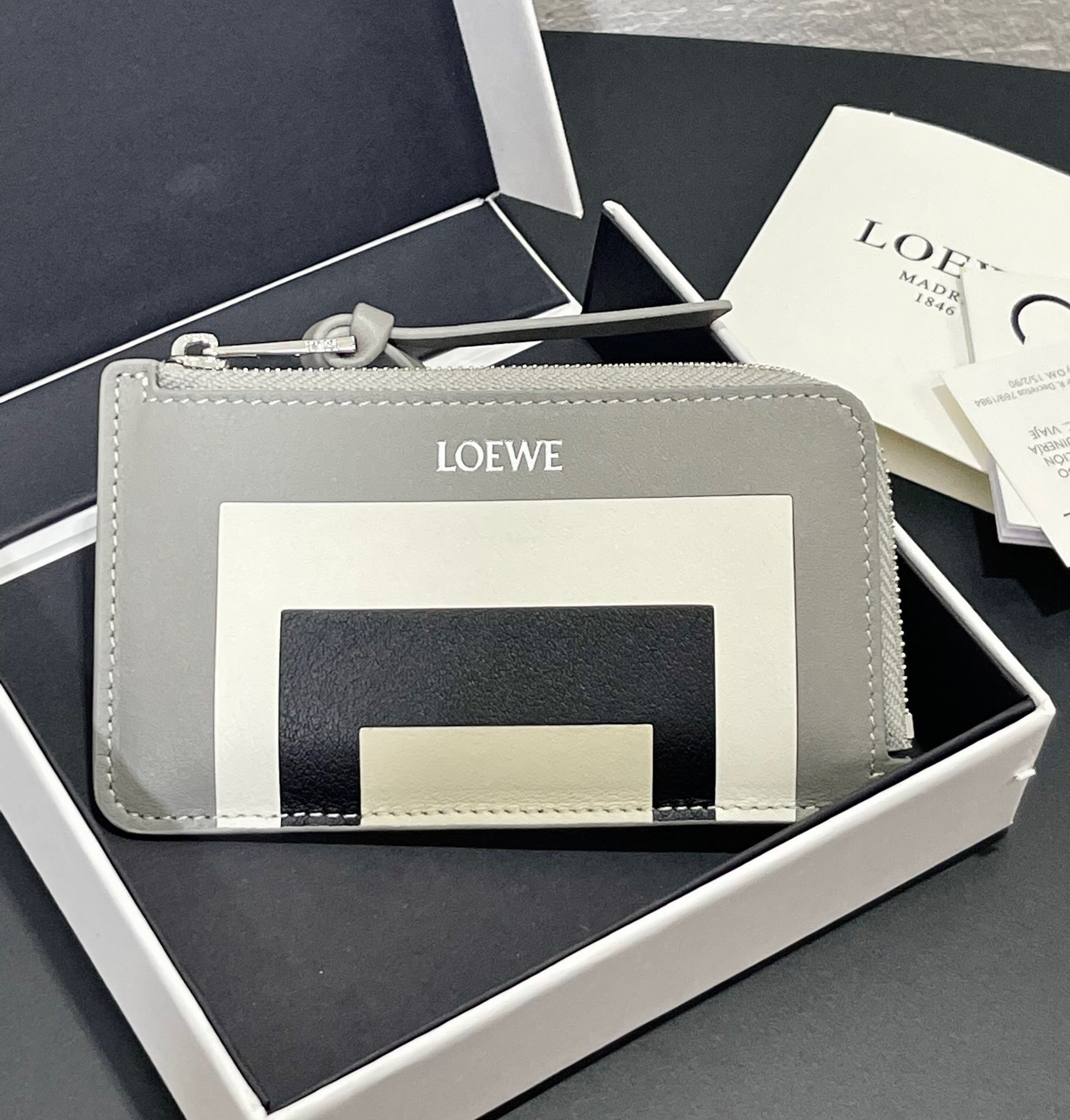 Loewe coin and card holder leather zipped compartment and card slots