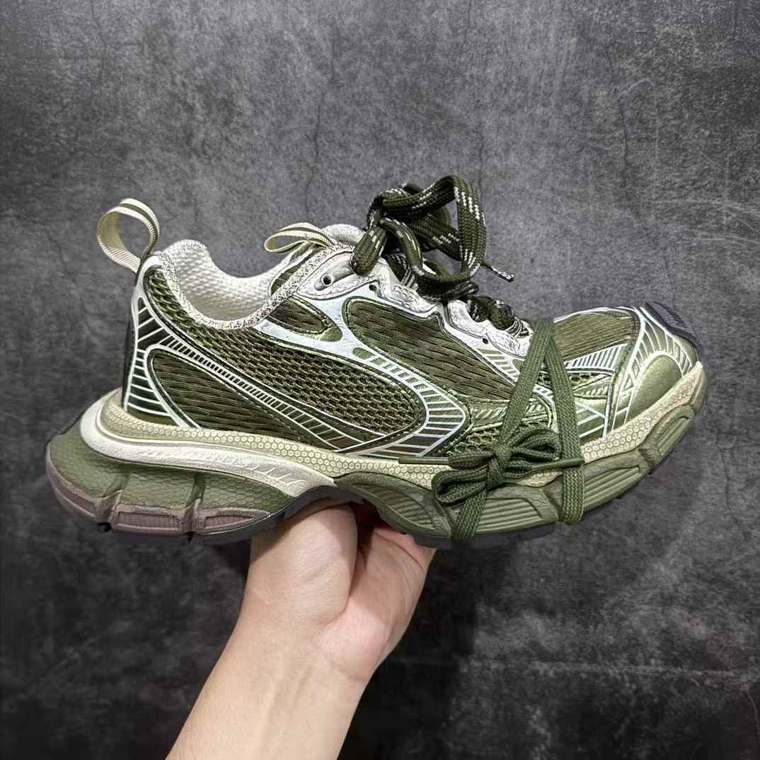 Balenciaga 3XL sneakers in dark green and beige mesh and polyurethane