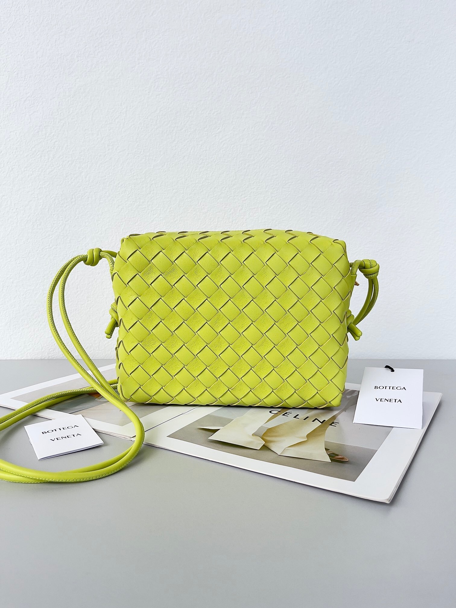 Bottega Veneta Loop Small Intreccio bag color Acid Kiwi