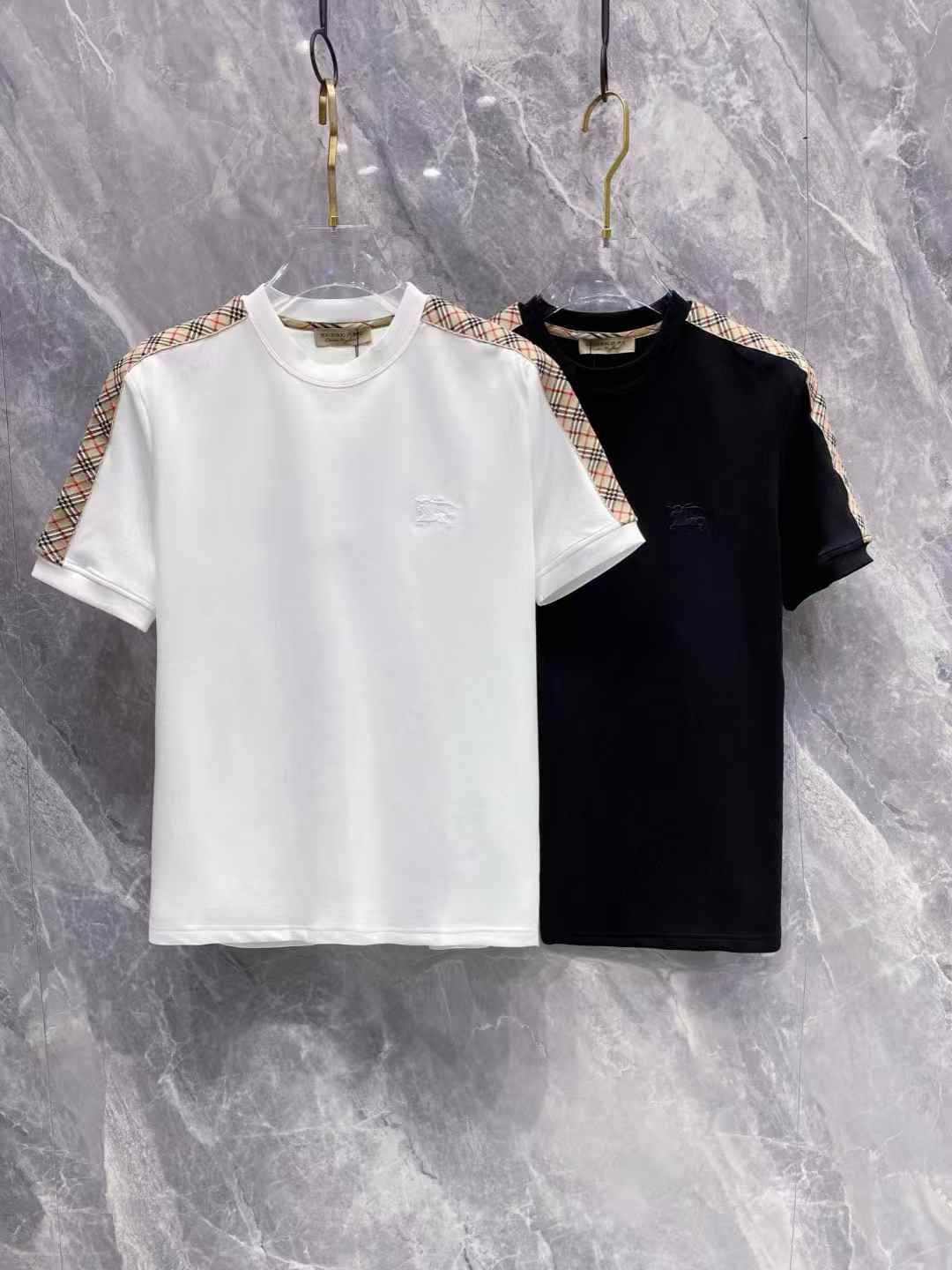 Burberry 'Cedar Check Tape' cotton jersey T-shirt Balck and white