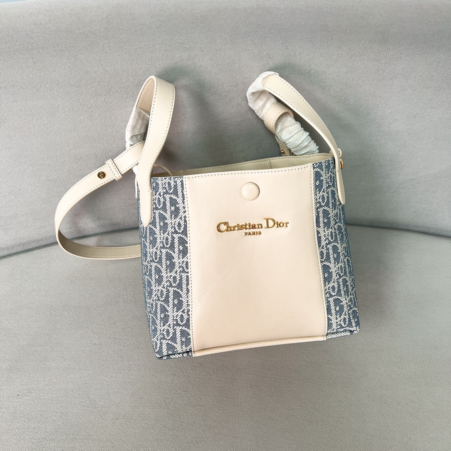 Dior C'est Dior Small Bag in blue Dior Oblique jacquard canvas