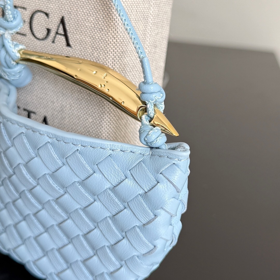 Bottega Veneta Sardine mini bag in intrecciato leather with a sculptural metallic top handle