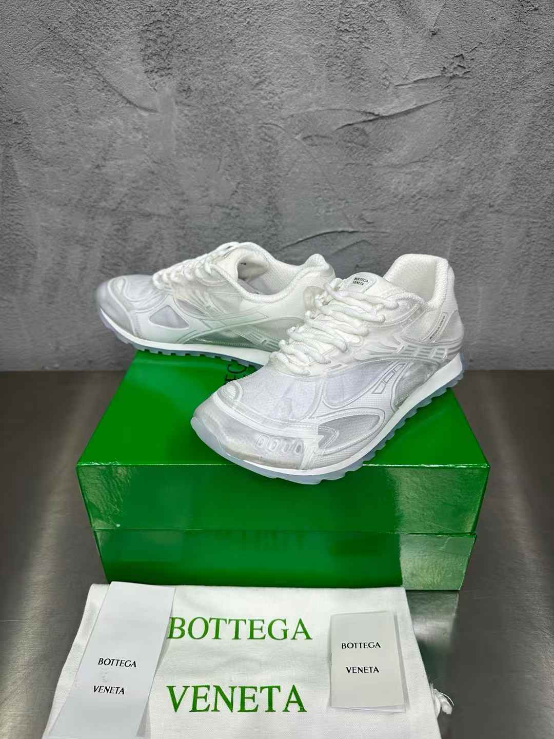 Bottega Veneta Orbit sneakers in blue and white