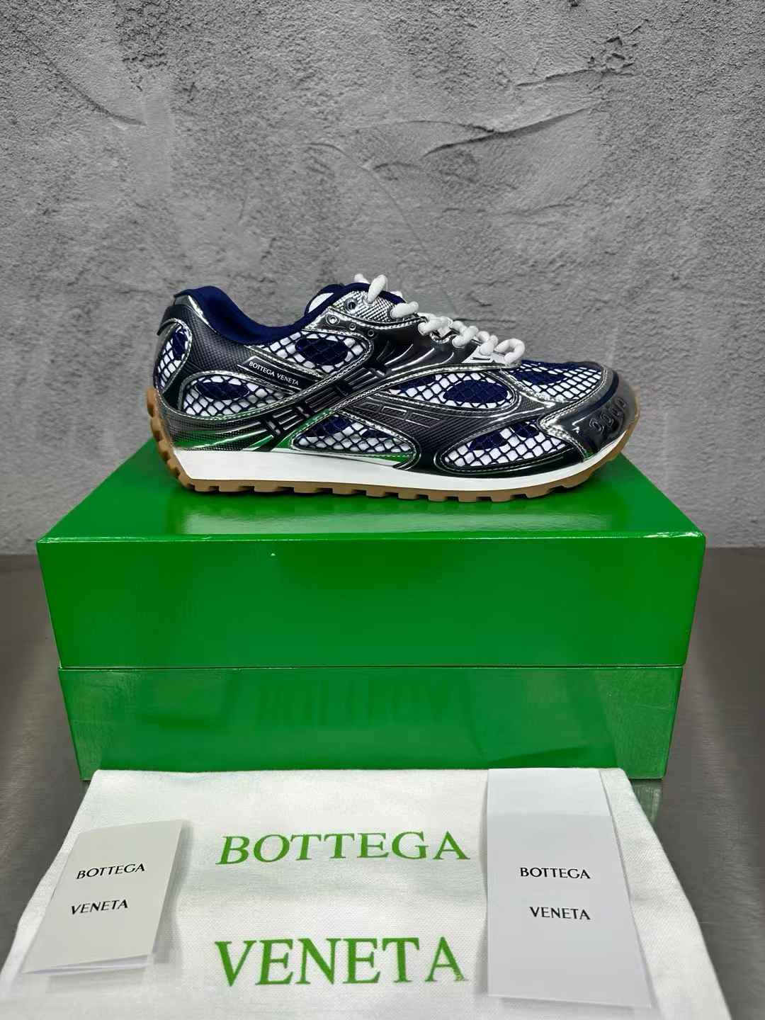 Bottega Veneta Orbit sneakers in abyss/silver