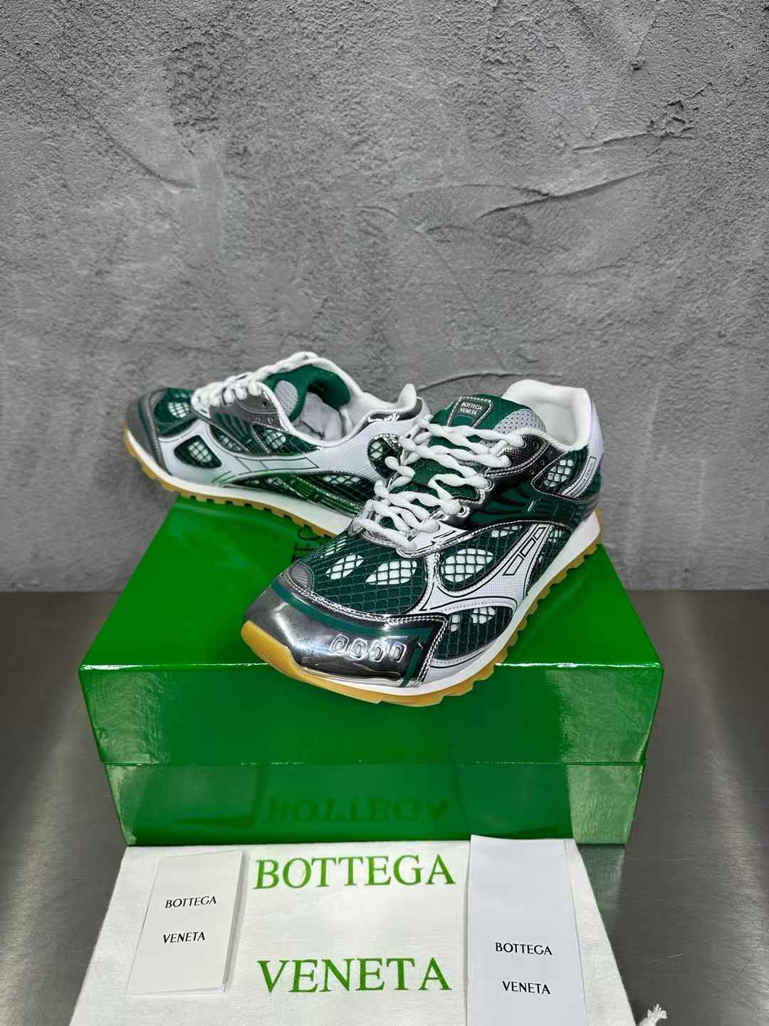 Bottega Veneta Orbit sneaker