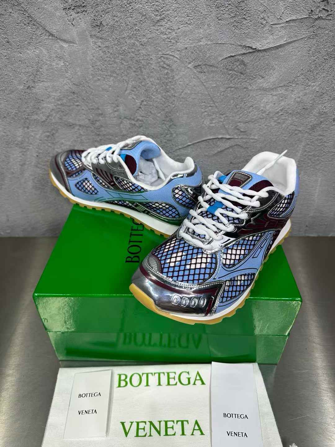 Bottega Veneta Orbit sneakers
