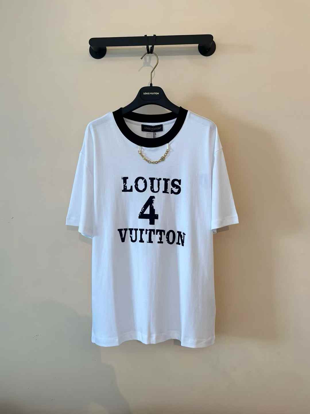 LV T-shirt