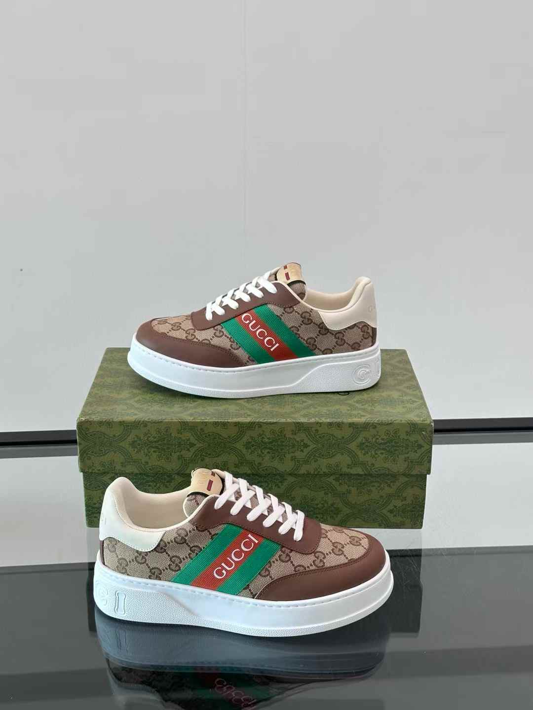 Gucci sneakers