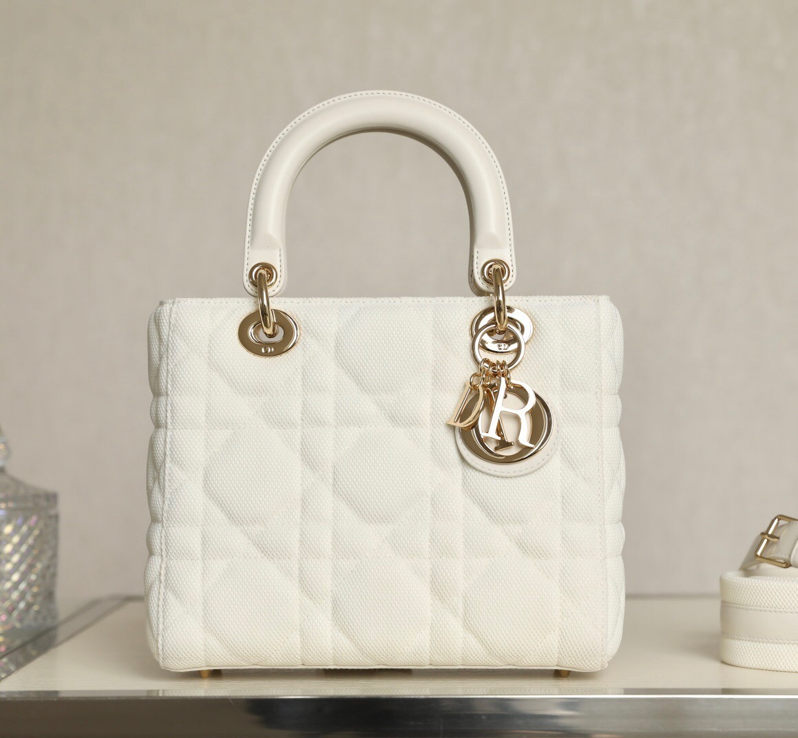 Dior Lady Dior bag Cannage" stitching White Leather