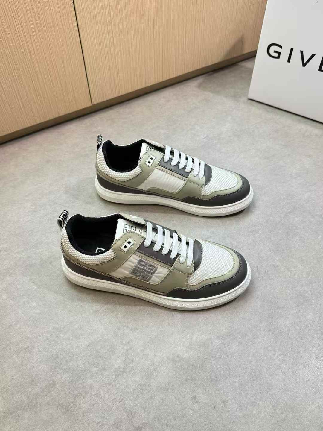 LV Tilted Red Tape Men's Hustle White & Grey Casual Sneakers