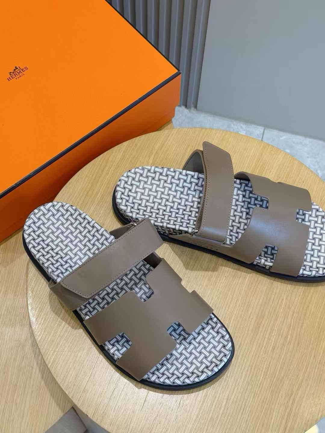 Hermès Izmir sandals
