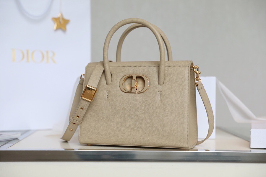 Dior St. Honoré tote bag in beige calfskin leather beige