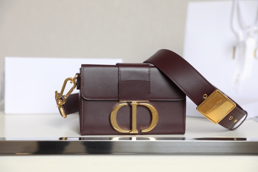 Dior 30 Montaigne Box Bag in burgundy calfskin leather