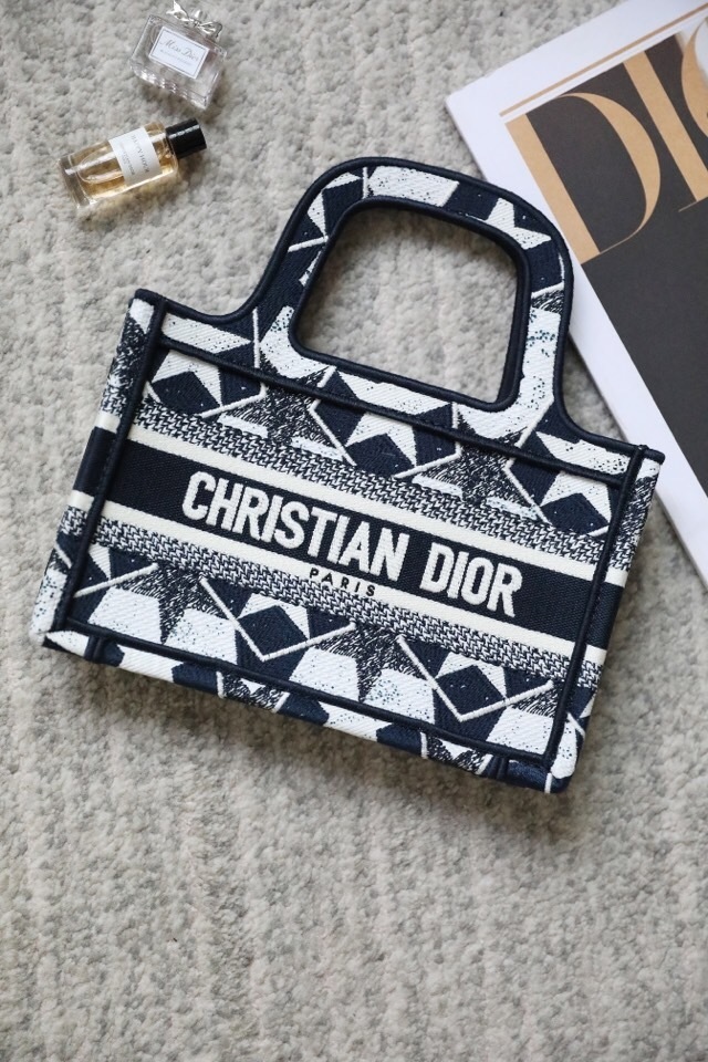 Dior Book Tote bag in a black and white geometric pattern