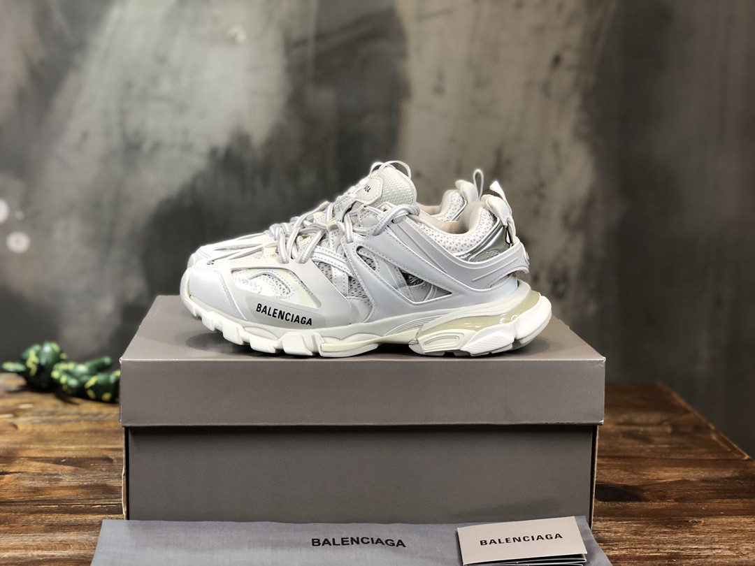 Balenciaga Track sneaker in white