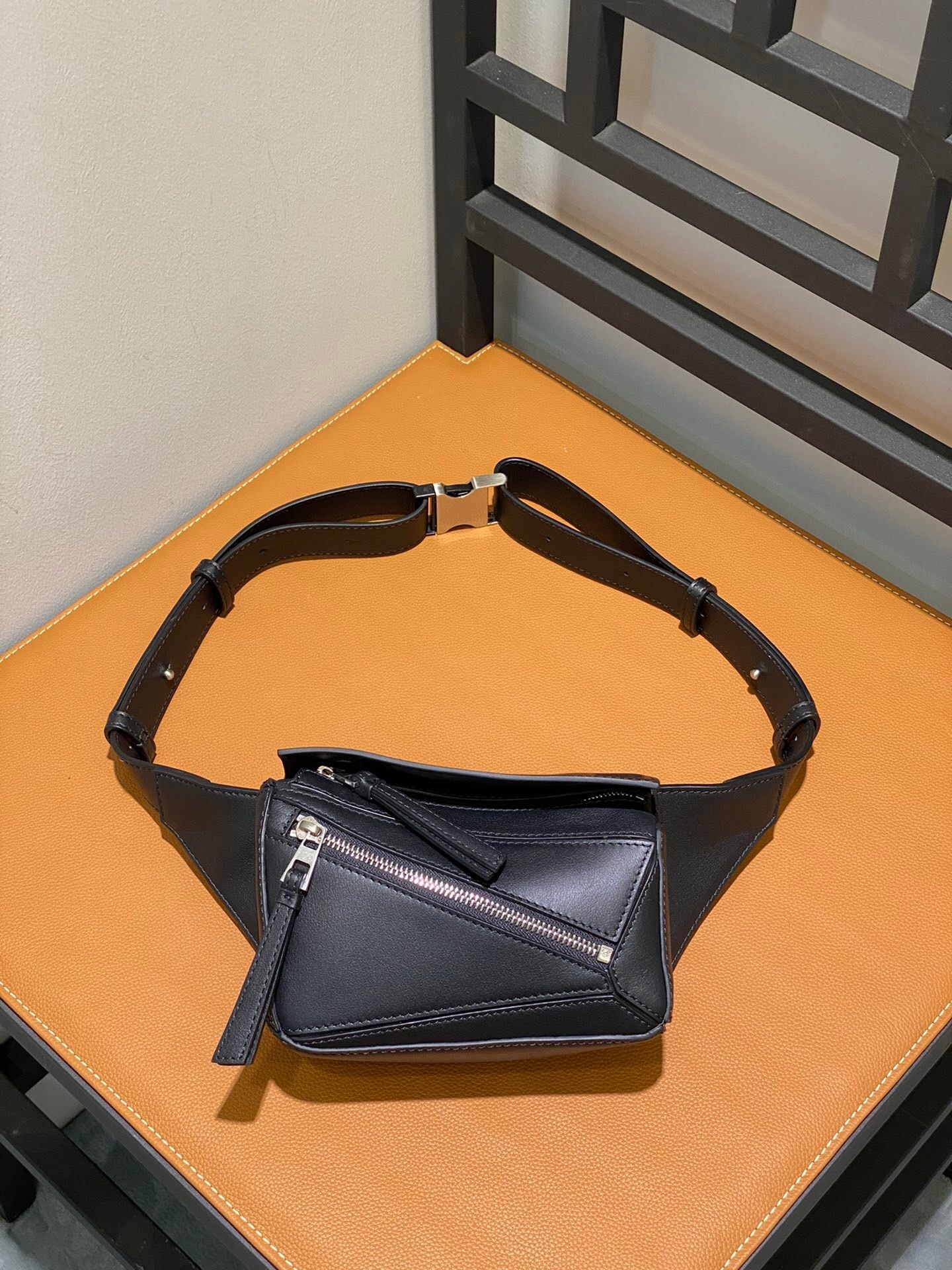 Loewe Small Puzzle belt bag in calf leather Black