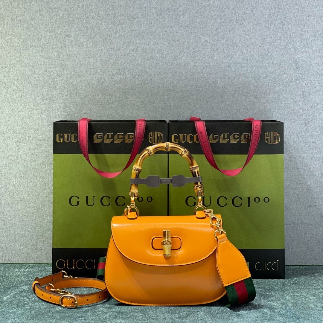 Gucci Bamboo 1947 small bag in glazed tan leather