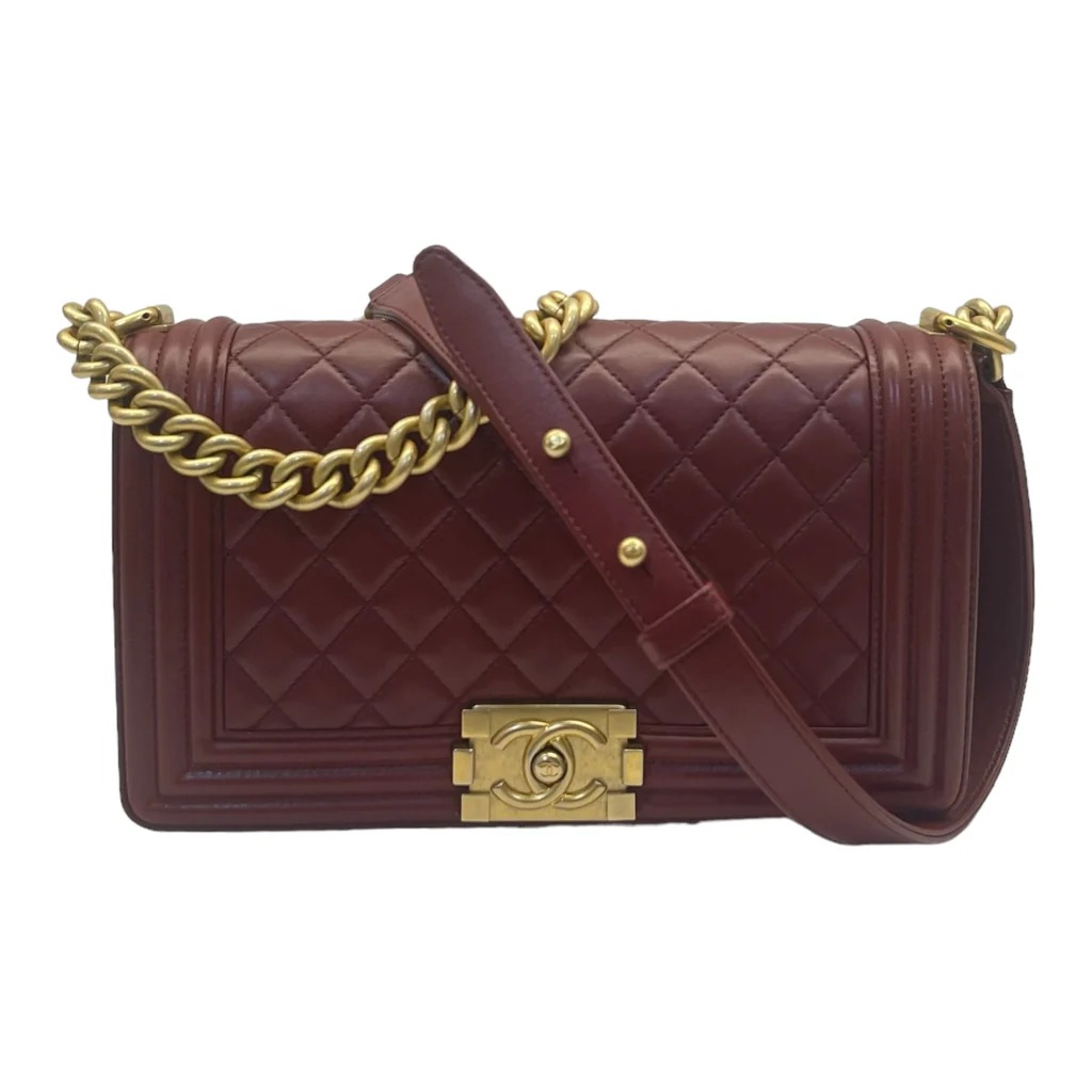 Chanel Boy Flap bag in quilted burgundy lambskin leather