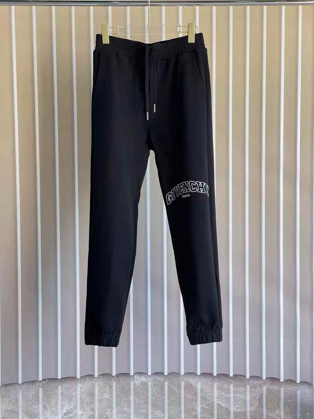 Givenchy black sweatpants with logo embroidery