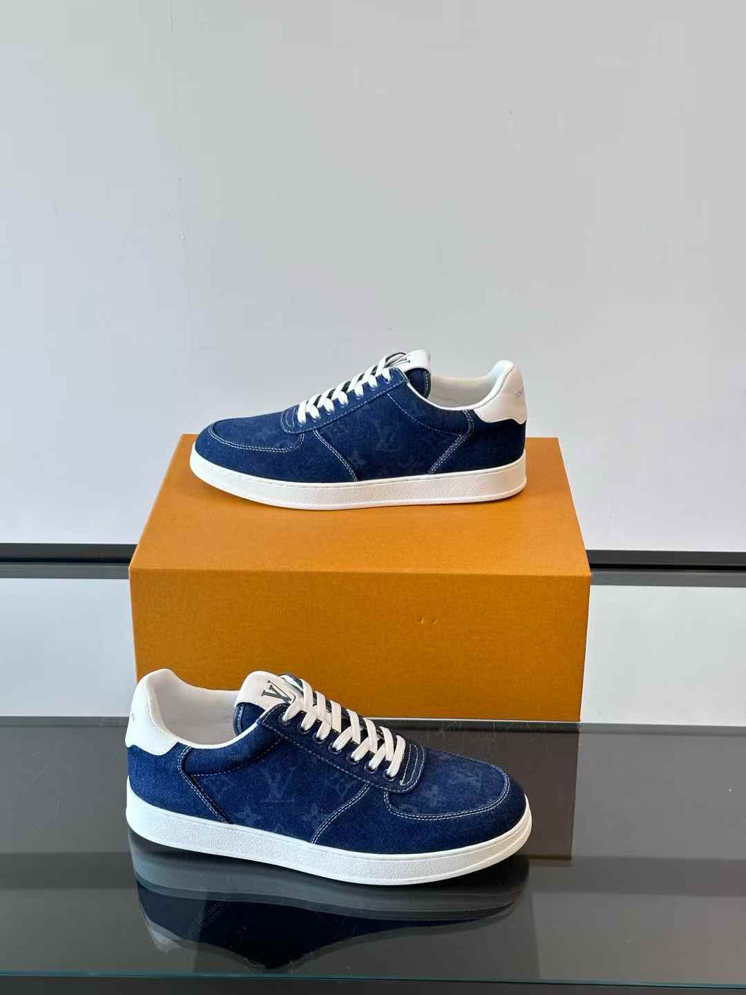 LV Rivoli Sneaker in a marine blue