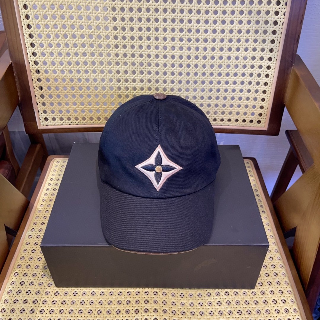 LV M77807 Day cap