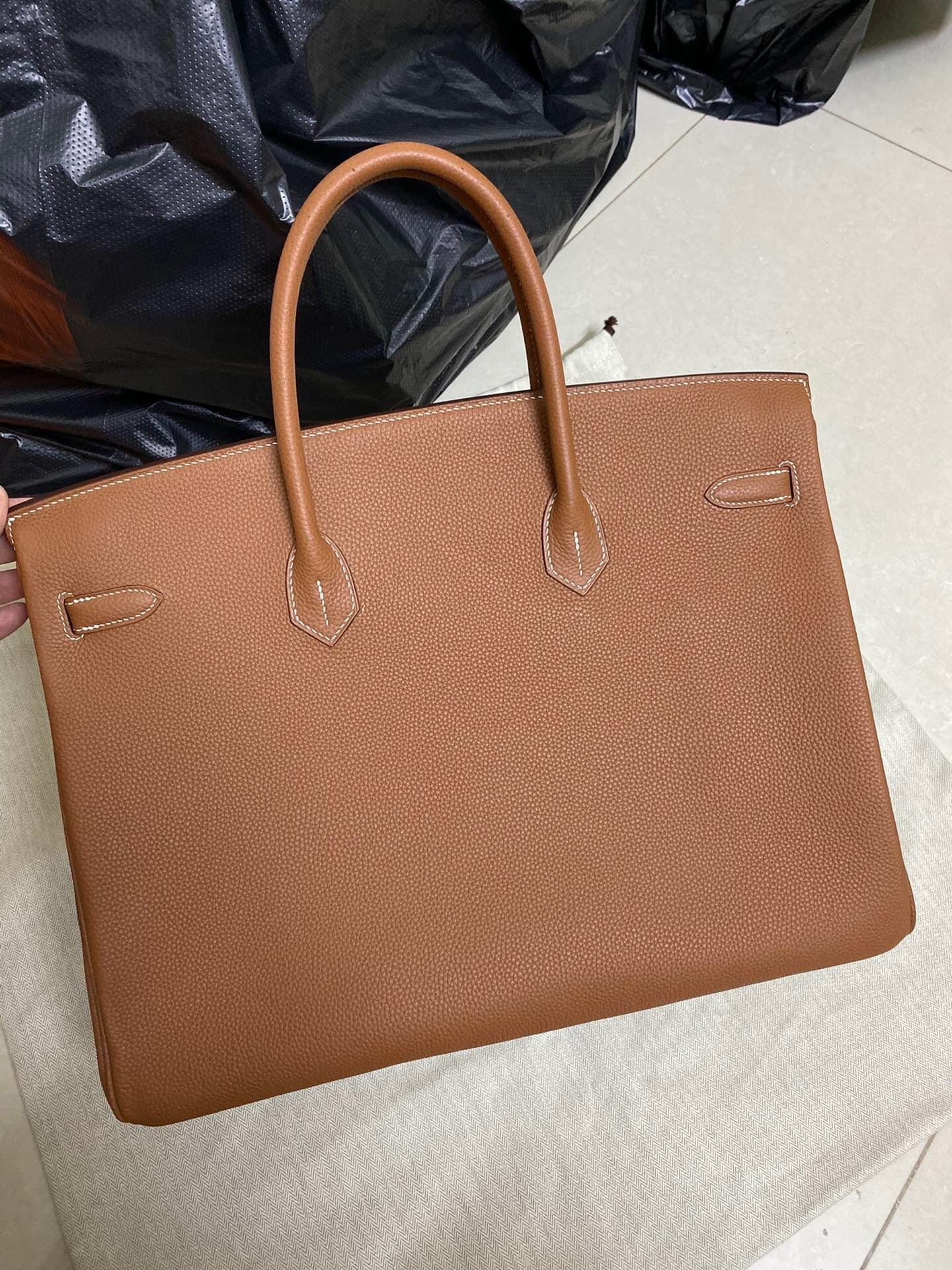 Hermes Birkin 35 bag in gold Togo leather brown leather such as Togo or Epsom, with palladium hardware