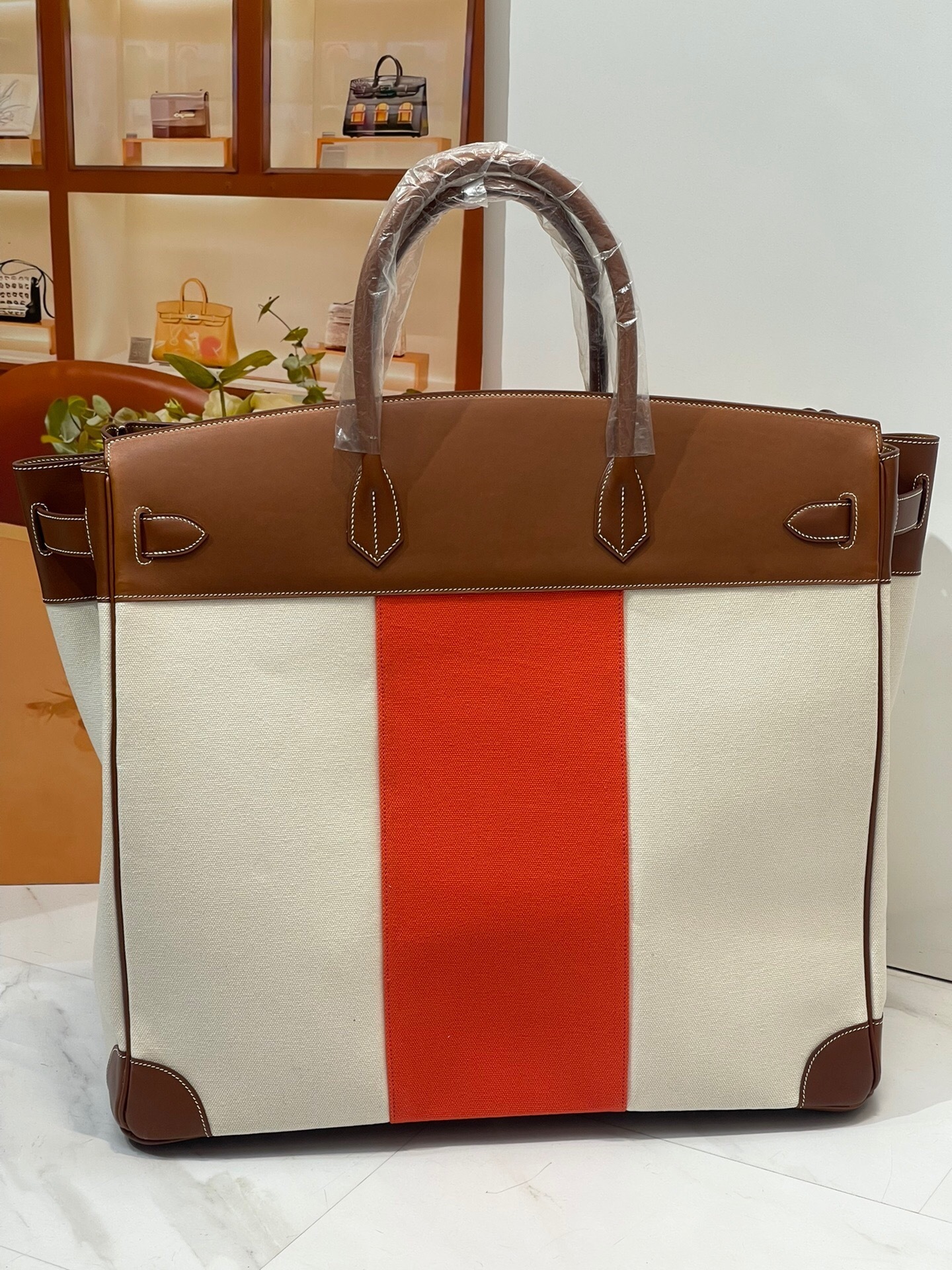 Hermes HAC (Haut à Courroies) 40 Flag bag in tan leather and orange toile canvas