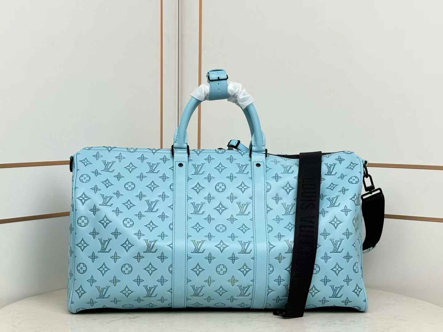 LV Keepall Bandoulière 50 bag in light blue Taurillon Monogram leather