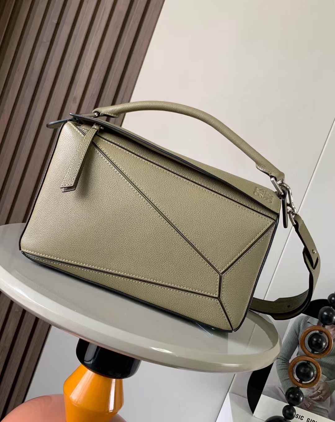 Loewe Puzzle bag in artichoke green