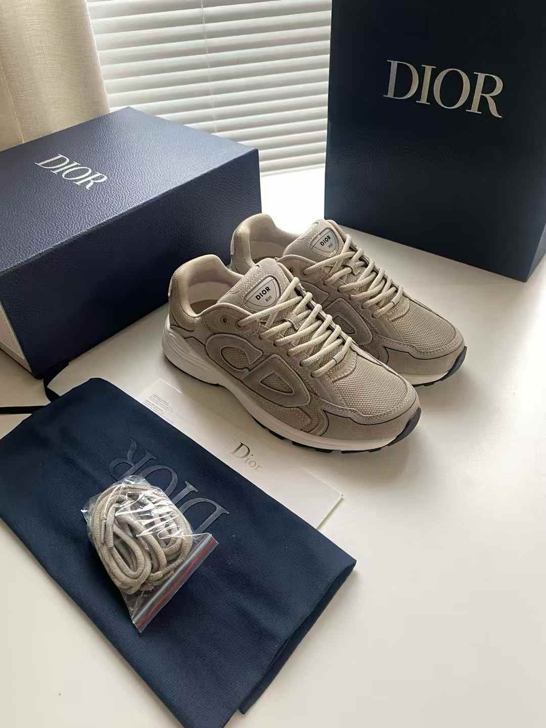 Dior B30 sneakers in a gray technical mesh and technical fabric colorway